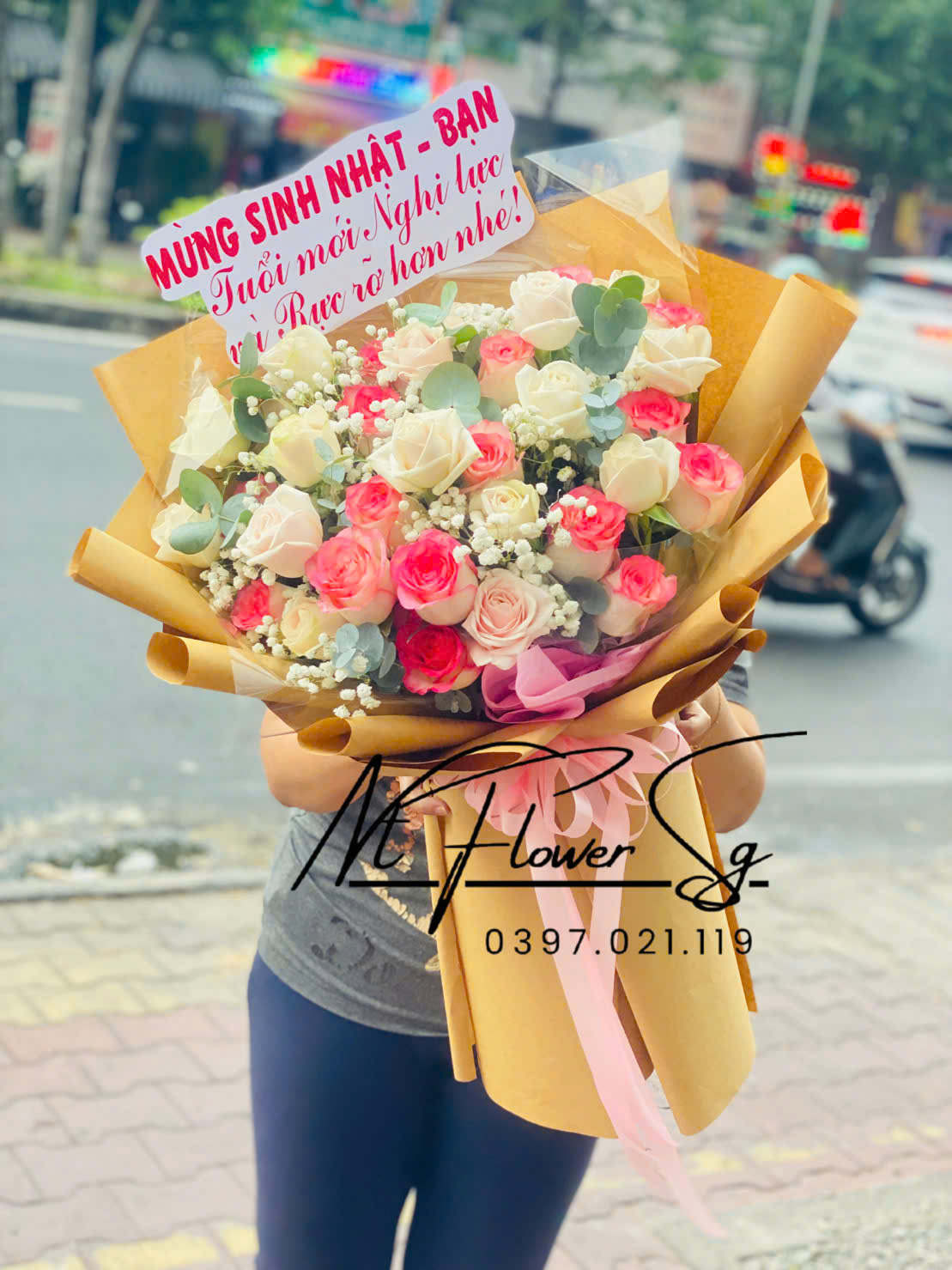 Gửi Trao Yêu Thương: Mua Hoa Sinh Nhật Tươi Thắm Tại NT Flower