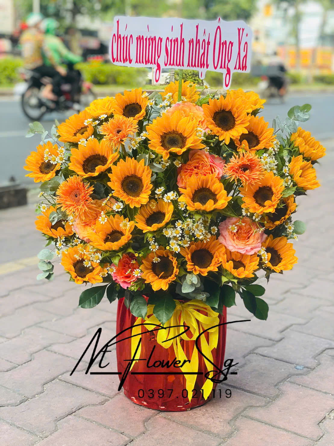 Ý nghĩa về giỏ và bó hoa Hướng Dương