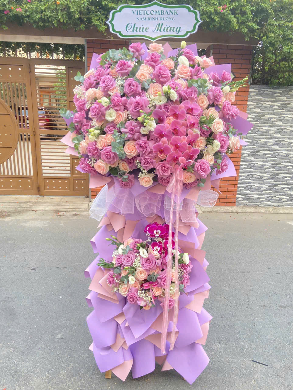 Kệ hoa khai trương 024