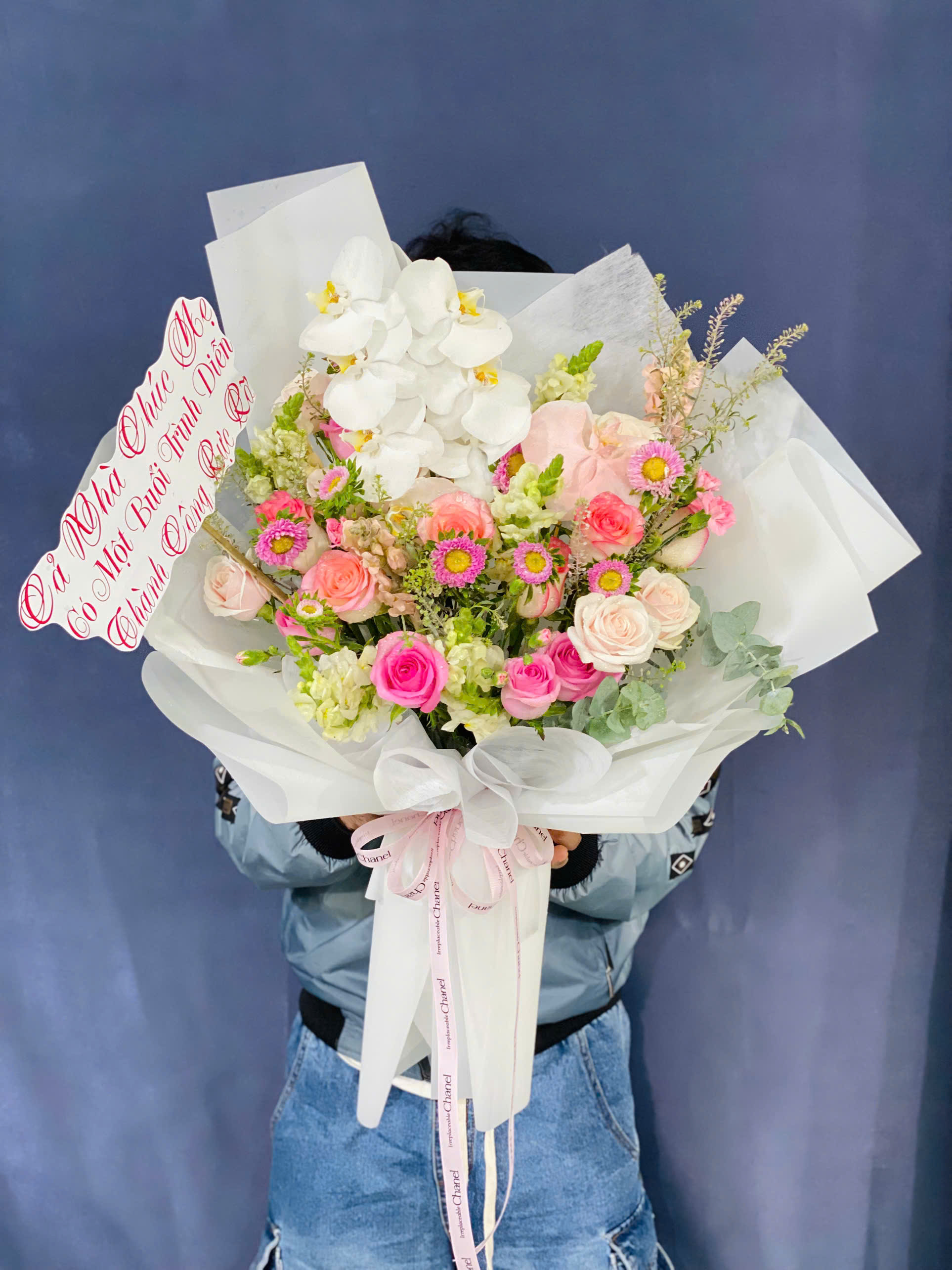 Hoa chúc mừng 0100