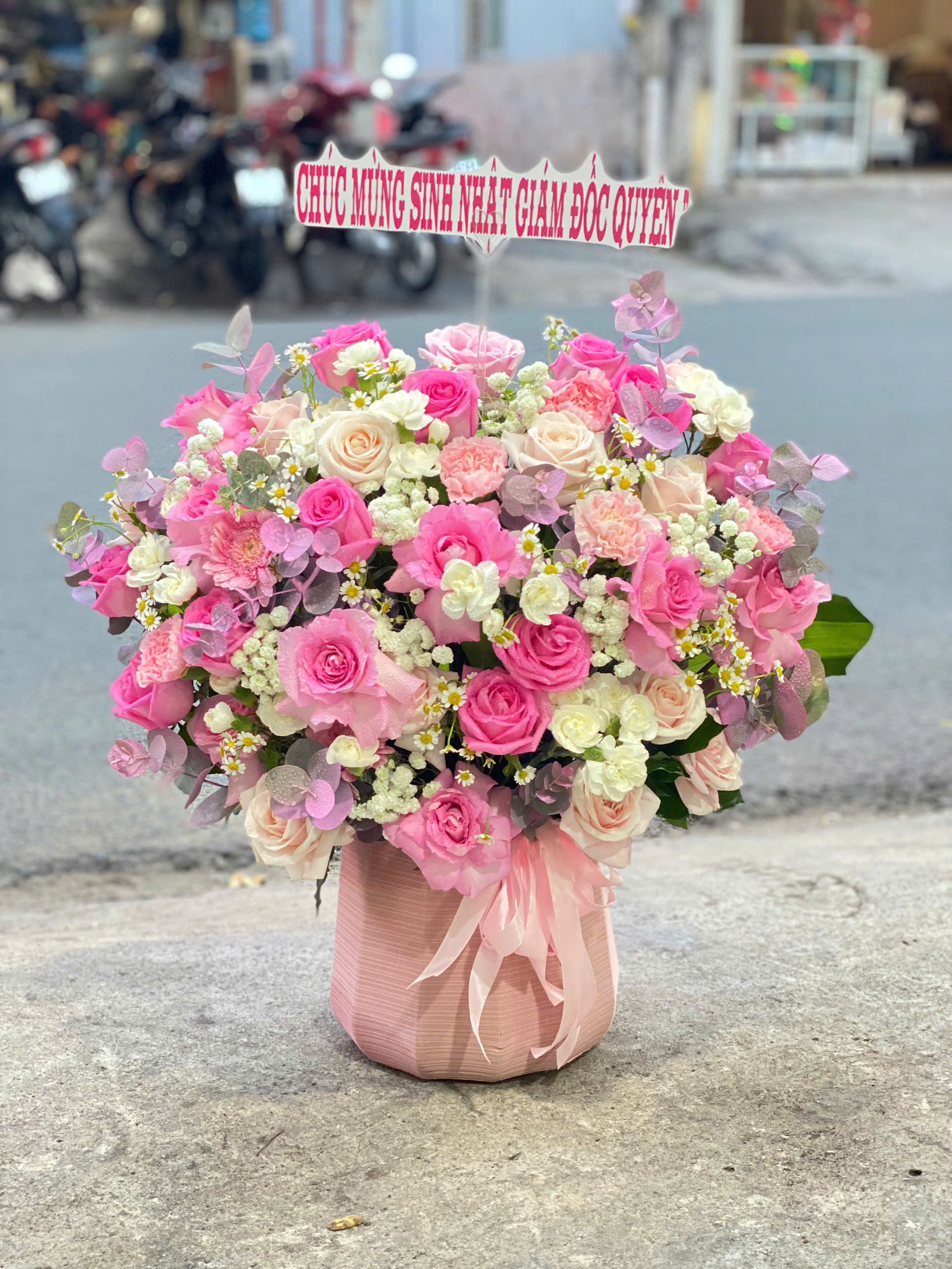 Giỏ hoa chúc mừng 0121